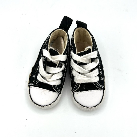 Infant Black Hightop Converse - Size 2 - Picture 3 of 5
